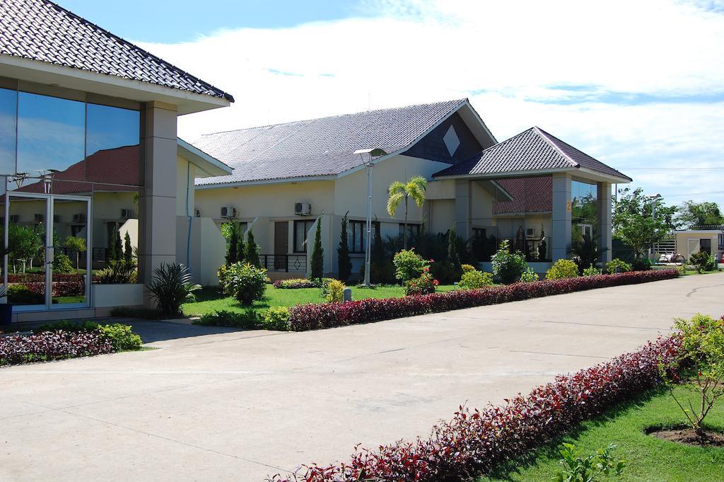 Mingalar Thiri Hotel Naypyidaw Exterior foto