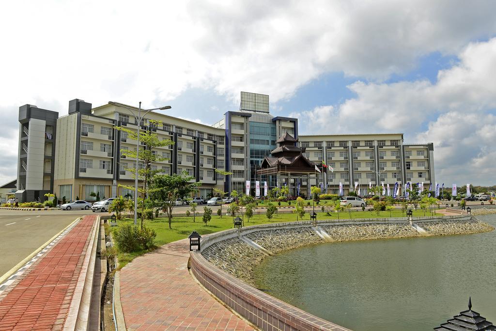 Mingalar Thiri Hotel Naypyidaw Exterior foto